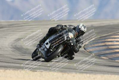 media/Nov-16-2025-Race Pace (Sun) [[8c5fa54630]]/Verified Riders/8-Turn 12 (120pm)/